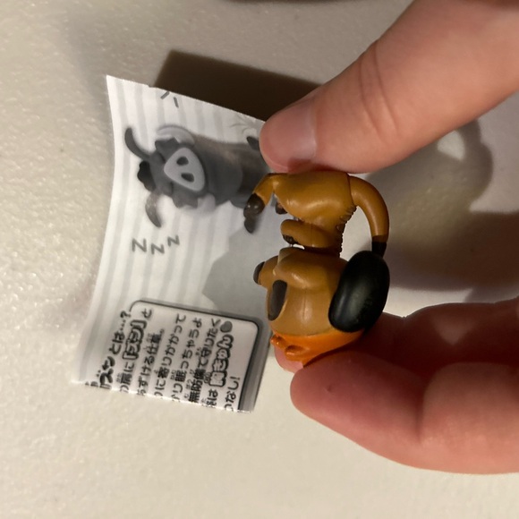 Sleeping Timone - Picture 3 of 3